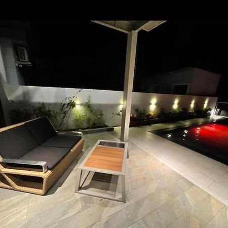 Earth Heaven Villa มหาบาเลชวาร์ ภายนอก รูปภาพ