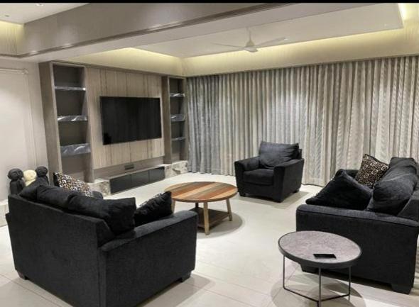 Earth Heaven Villa มหาบาเลชวาร์ ภายนอก รูปภาพ