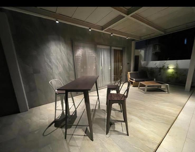 Earth Heaven Villa มหาบาเลชวาร์ ภายนอก รูปภาพ